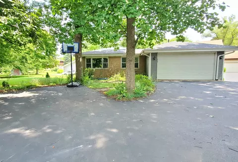 428 W Eugenia St, Lombard, IL 60148