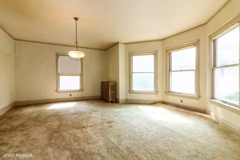 907 N Division St, Harvard, IL 60033 photo 9