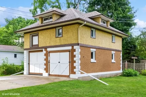 907 N Division St, Harvard, IL 60033 photo 21