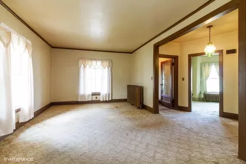 907 N Division St, Harvard, IL 60033 photo 8