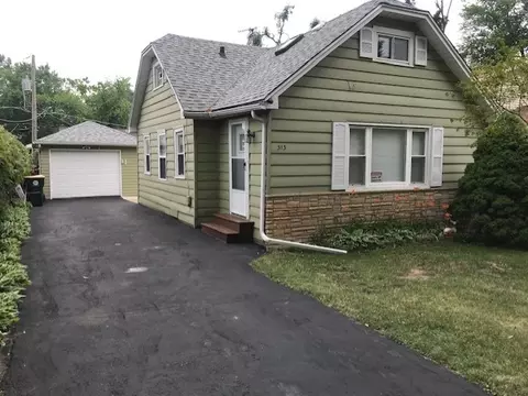 313 S Channel Dr, Round Lake Beach, IL 60073