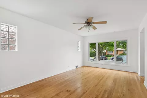 2831 Ruby St, Franklin Park, IL 60131 photo 4