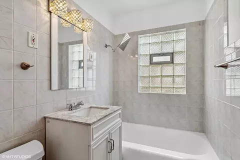 2831 Ruby St, Franklin Park, IL 60131 photo 10