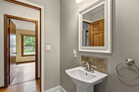1198 N Hedge Ave, Kankakee, IL 60901 photo 23