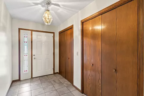 1198 N Hedge Ave, Kankakee, IL 60901 photo 5