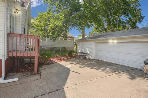 604 E Monroe St, Bloomington, IL 61701 photo 55
