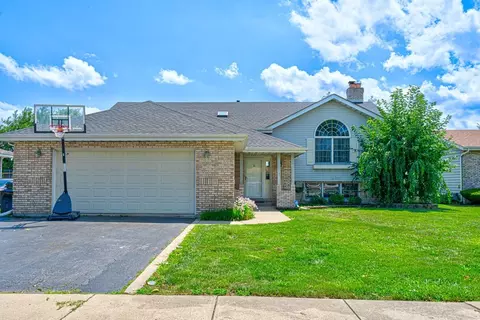 2235 207th Pl, Lynwood, IL 60411