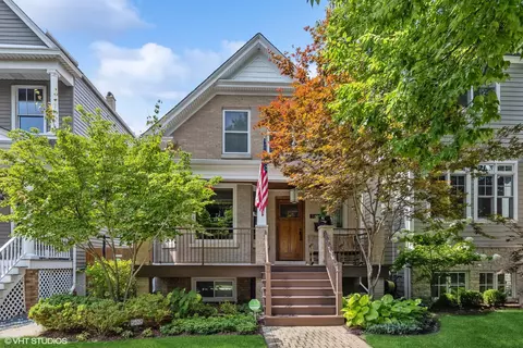 3630 N Hoyne Ave, Chicago, IL 60618