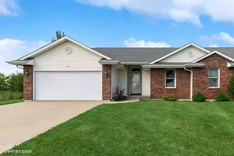 403 Lake Lida Ln, Rochelle, IL 61068
