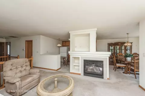 1544 New Haven Dr #1544, Cary, IL 60013 photo 12