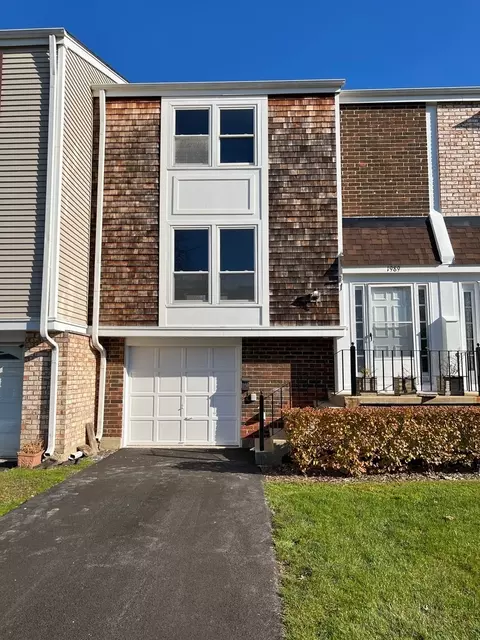 1989 Oxford Ln, Hoffman Estates, IL 60169