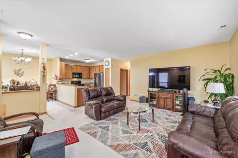 2620 Loren Ln, Algonquin, IL 60102 photo 8