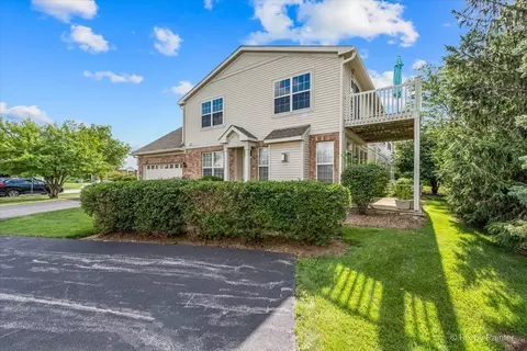 2620 Loren Ln, Algonquin, IL 60102 photo 2