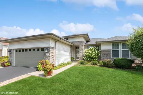 13150 Cold Springs Dr, Huntley, IL 60142