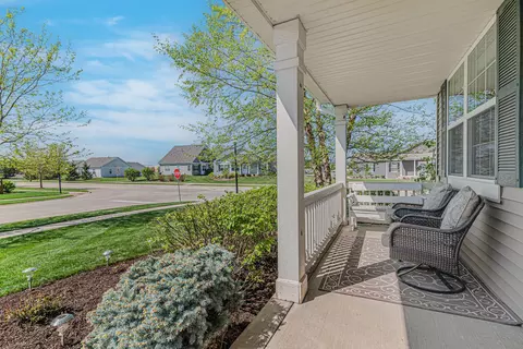 3318 Christopher Ln, Johnsburg, IL 60051 photo 6