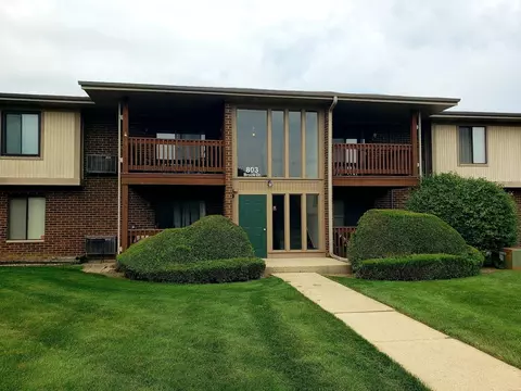 803 Brook Dr #3, Streamwood, IL 60107