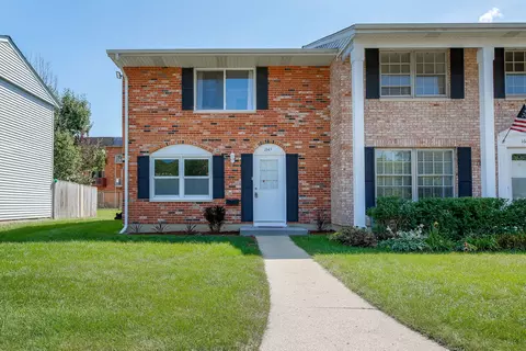 1645 Mckool Ave, Streamwood, IL 60107