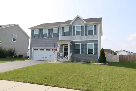 440 Campion Dr, Hampshire, IL 60140