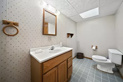 1121 Johnson Ave, Dixon, IL 61021 photo 16