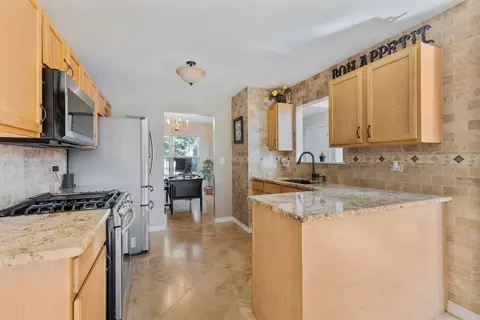 1713 Courtwright Dr, Plainfield, IL 60586 photo 9