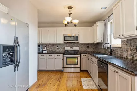 3313 Walnut Ln, Mchenry, IL 60051 photo 7