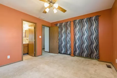 3313 Walnut Ln, Mchenry, IL 60051 photo 5