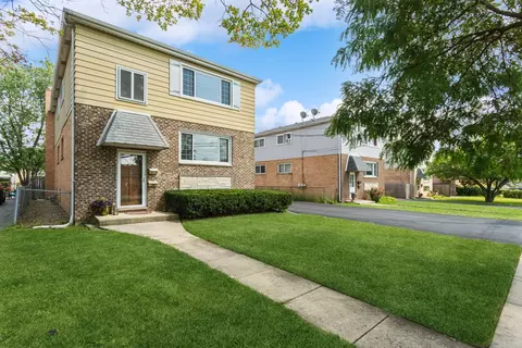 351 Park St, Bensenville, IL 60106