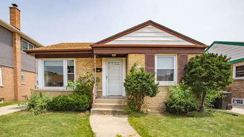 7301 N Mcvicker Ave, Chicago, IL 60646