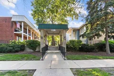 9812 S Karlov Ave #4D, Oak Lawn, IL 60453
