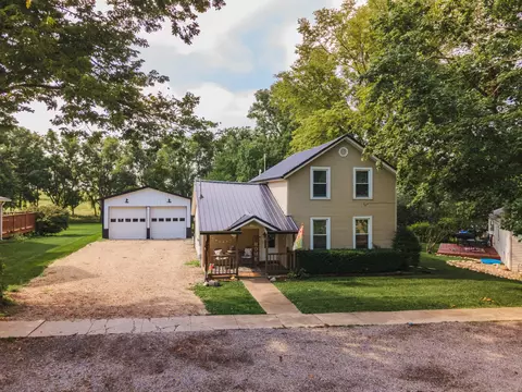 205 E Pearl St, Danvers, IL 61732 photo 46