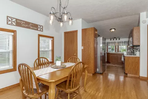 205 E Pearl St, Danvers, IL 61732 photo 10
