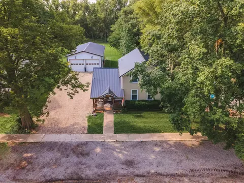 205 E Pearl St, Danvers, IL 61732 photo 47
