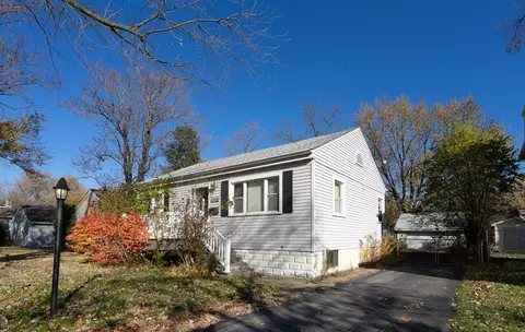 14627 Clifton Park Ave, Midlothian, IL 60445