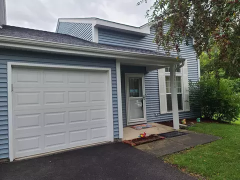 3324 Huntington Ln, Island Lake, IL 60042