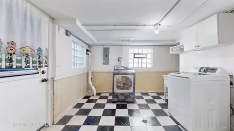 5014 W Cornelia Ave, Chicago, IL 60641 photo 31