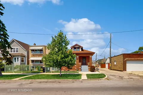 5014 W Cornelia Ave, Chicago, IL 60641 photo 2