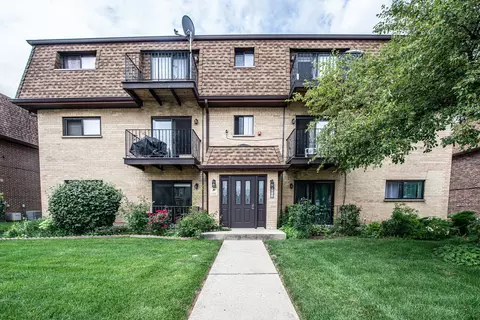 1586 Liberty Dr #1N, Glendale Heights, IL 60139