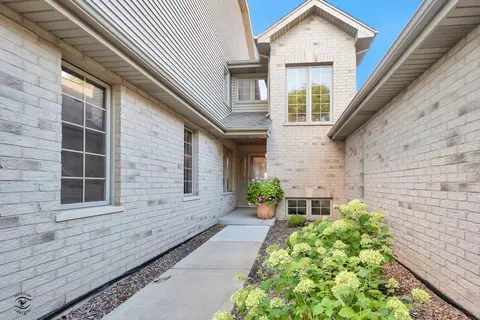 19312 Everett Ln, Mokena, IL 60448 photo 2