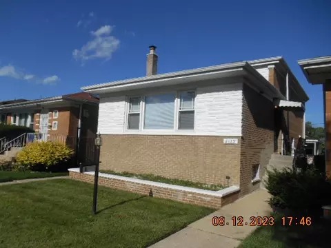 8135 S Wentworth Ave, Chicago, IL 60620