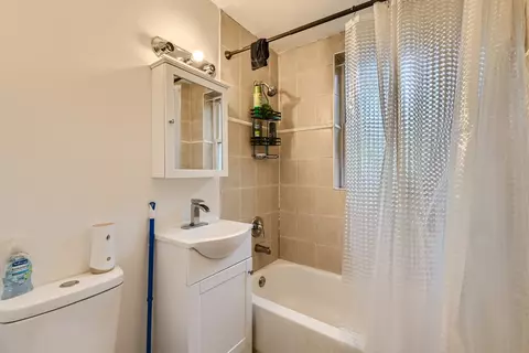829 E 89th Pl, Chicago, IL 60619 photo 8
