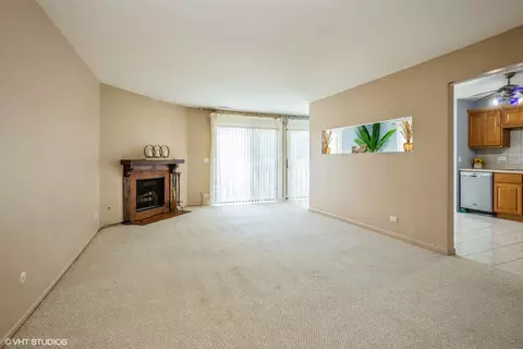 2730 Northampton Dr #B2, Rolling Meadows, IL 60008 photo 3