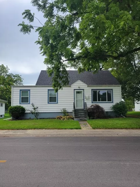 194 W River St, Bourbonnais, IL 60914