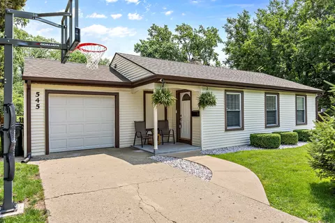 545 S Hale St, Palatine, IL 60067