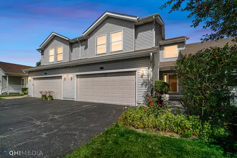 230 Morrow St #C, Somonauk, IL 60552