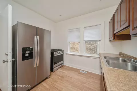 552 E 91st Pl, Chicago, IL 60619 photo 4