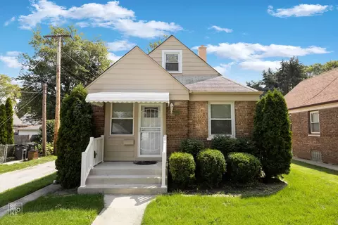 17815 Commercial Ave, Lansing, IL 60438