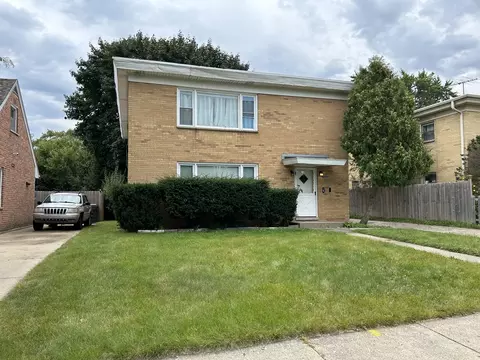 2023 W Glen Flora Ave, Waukegan, IL 60085