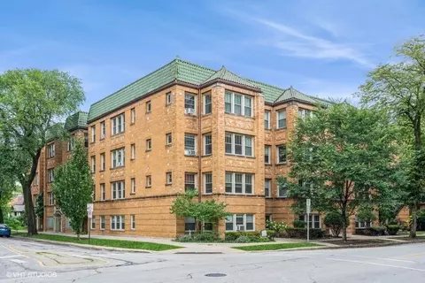 858 Washington Blvd #2W, Oak Park, IL 60302