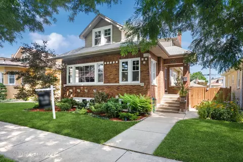 5025 N Marmora Ave, Chicago, IL 60630
