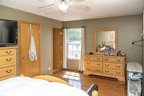 807 Stewart Ave, Elgin, IL 60120 photo 32